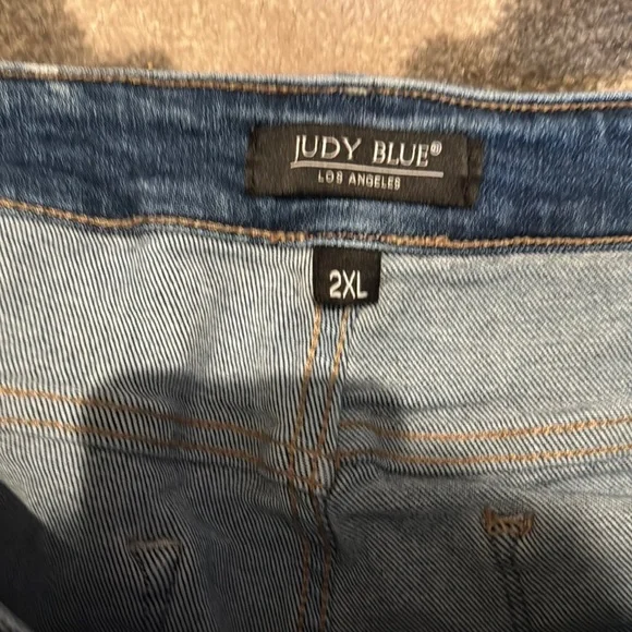 Judy Blue Blue Distressed Jean Shorts - Picture 2 of 2
